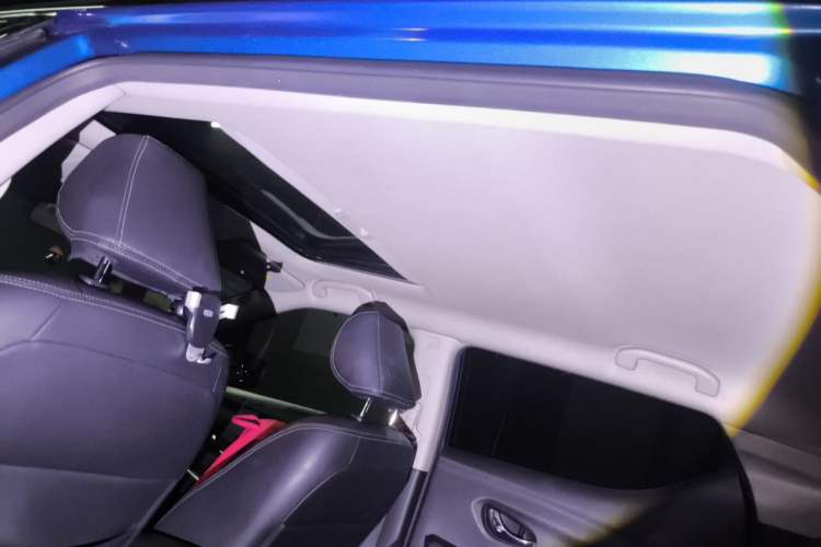 Used Nissan Lannia 2016 1.6L CVT Smart Cool Edition Headliner