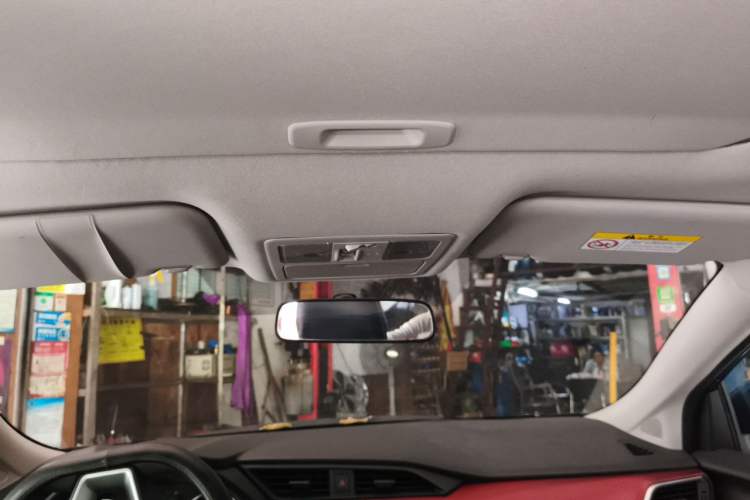 Used Nissan Lannia 2016 1.6L CVT Smart Cool Edition Headliner