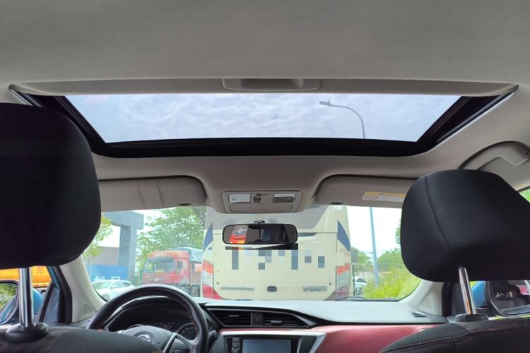 Used Nissan Lannia 2016 1.6L CVT Smart Cool Edition Headliner