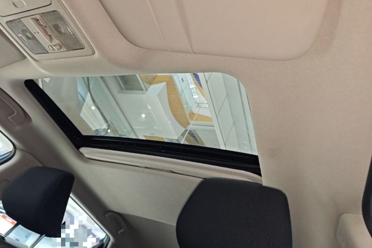 Used Nissan Lannia 2016 1.6L CVT Smart Cool Edition Headliner