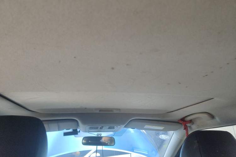 Used Nissan Lannia 2016 1.6L CVT Cool Edition Headliner