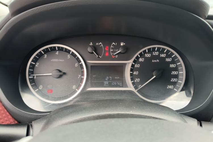 Used Nissan Lannia 2016 1.6L CVT Smart Cool Edition Instrument Cluster