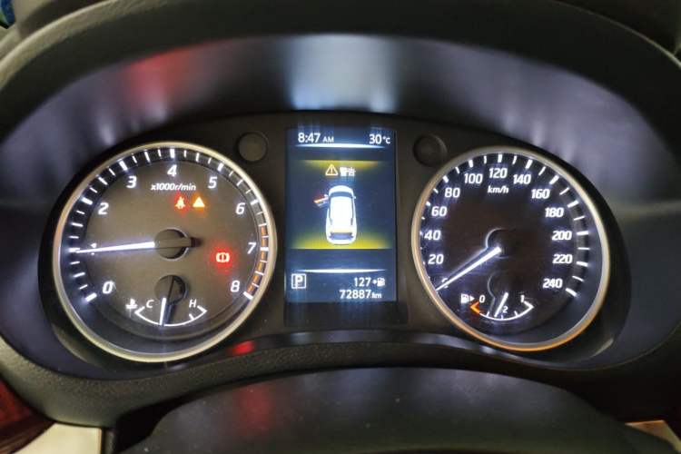 Used Nissan Lannia 2016 1.6L CVT Cool Edition Instrument Cluster