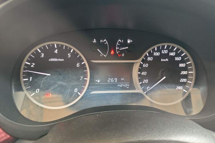 Used Nissan Lannia 2016 1.6L Manual Cool Edition Instrument Cluster