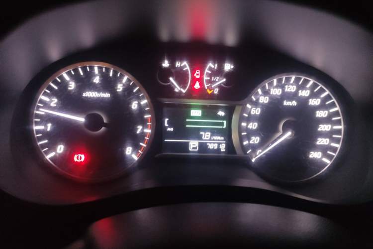 Used Nissan Lannia 2016 1.6L CVT Smart Cool Edition Instrument Cluster