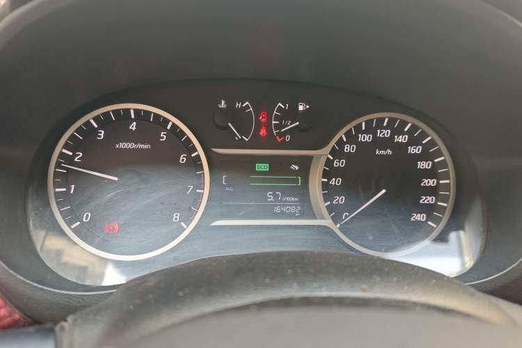 Used Nissan Lannia 2016 1.6L Manual Cool Edition Instrument Cluster