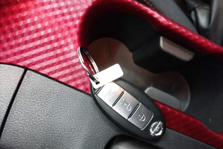 Used Nissan Lannia 2016 1.6L CVT Smart Cool Edition Interior 1