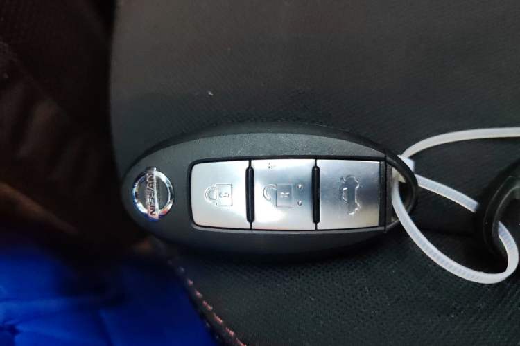 Used Nissan Lannia 2016 1.6L CVT Smart Cool Edition Interior 1