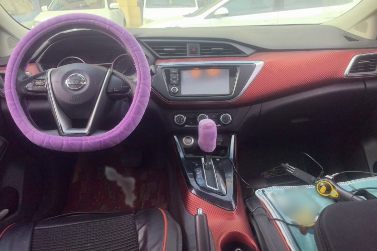 Used Nissan Lannia 2016 1.6L CVT Smart Cool Edition Interior 2