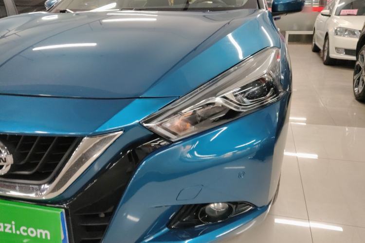 Used Nissan Lannia 2016 1.6L CVT Cool Edition Left Front Headlight