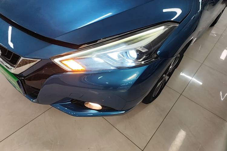 Used Nissan Lannia 2016 1.6L CVT Cool Edition Left Front Headlight