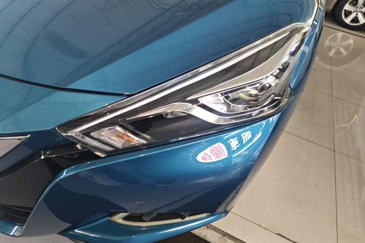 Used Nissan Lannia 2016 1.6L CVT Smart Cool Edition Left Front Headlight