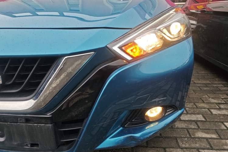 Used Nissan Lannia 2016 1.6L CVT Smart Cool Edition Left Front Headlight