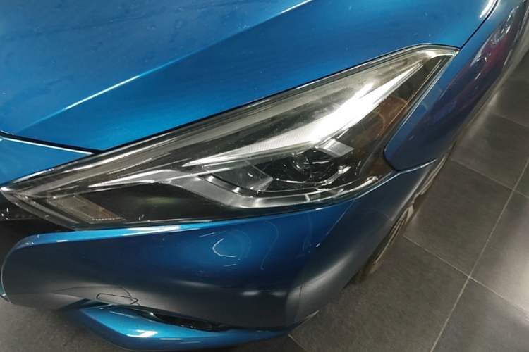 Used Nissan Lannia 2016 1.6L CVT Cool Edition Left Front Headlight