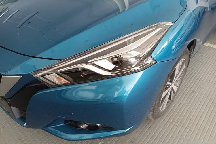 Used Nissan Lannia 2016 1.6L CVT Cool Edition Left Front Headlight
