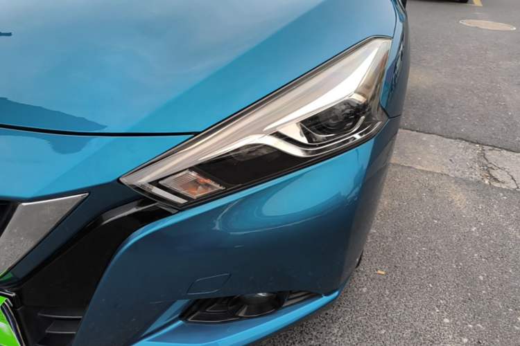 Used Nissan Lannia 2016 1.6L CVT Smart Cool Edition Left Front Headlight