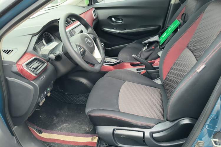 Used Nissan Lannia 2016 1.6L CVT Smart Cool Edition Left Front Seat