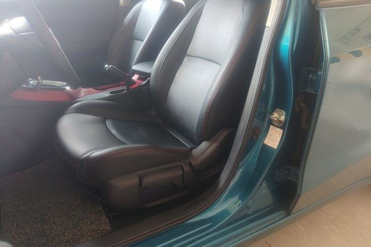 Used Nissan Lannia 2016 1.6L CVT Cool Edition Left Front Seat