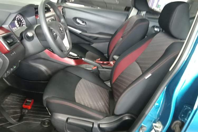 Used Nissan Lannia 2016 1.6L CVT Smart Cool Edition Left Front Seat