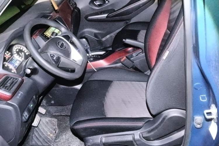 Used Nissan Lannia 2016 1.6L CVT Cool Edition Left Front Seat