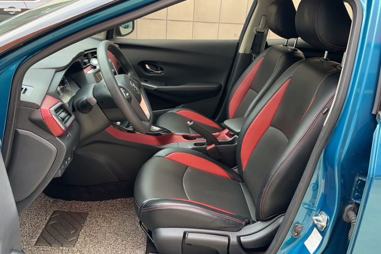 Used Nissan Lannia 2016 1.6L CVT Smart Cool Edition Left Front Seat