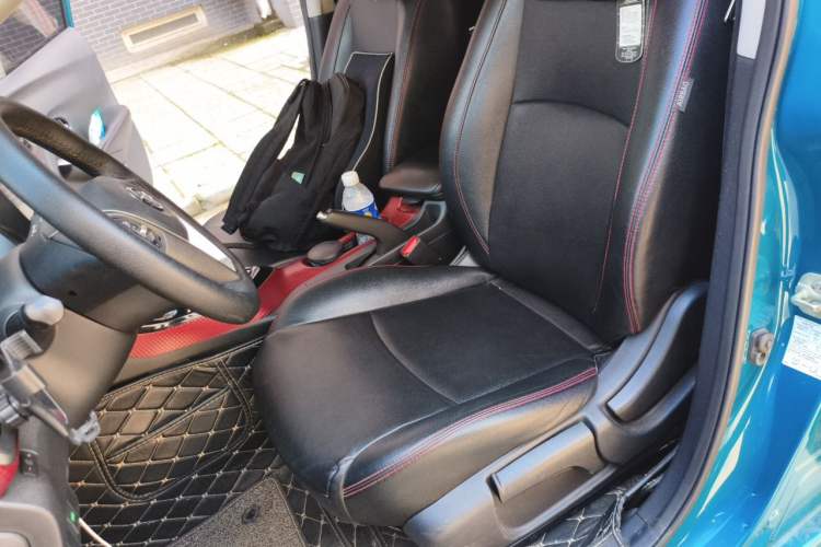 Used Nissan Lannia 2016 1.6L CVT Cool Edition Left Front Seat
