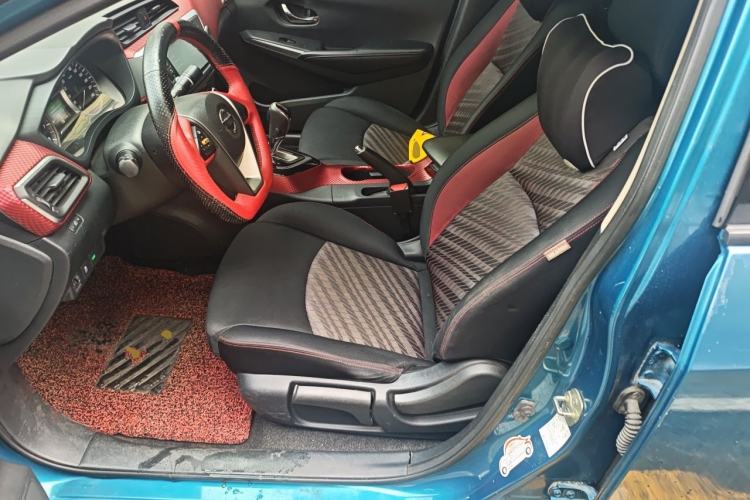 Used Nissan Lannia 2016 1.6L CVT Smart Cool Edition Left Front Seat
