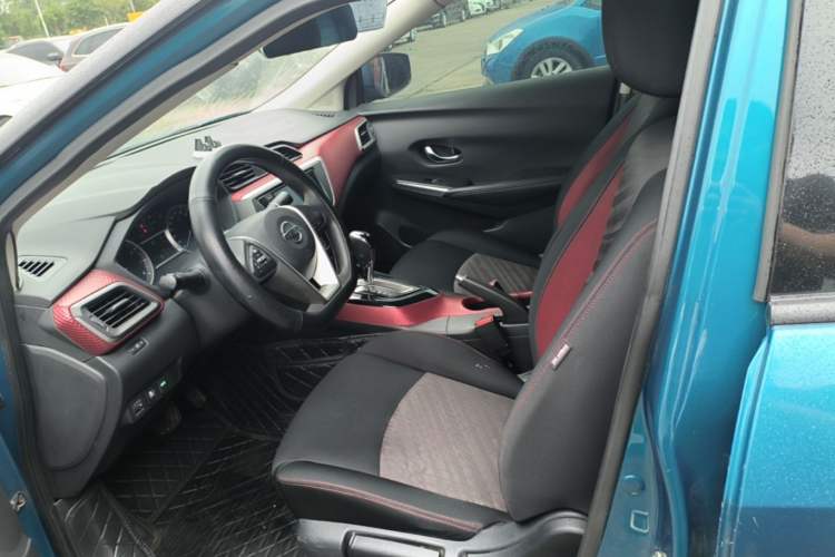 Used Nissan Lannia 2016 1.6L CVT Smart Cool Edition Left Front Seat