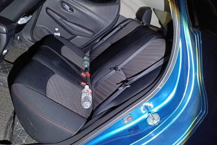 Used Nissan Lannia 2016 1.6L CVT Smart Cool Edition Left Rear Seat