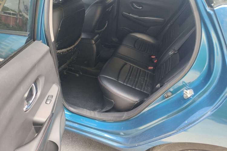 Used Nissan Lannia 2016 1.6L CVT Cool Edition Left Rear Seat