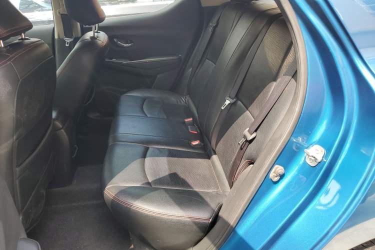 Used Nissan Lannia 2016 1.6L CVT Cool Edition Left Rear Seat