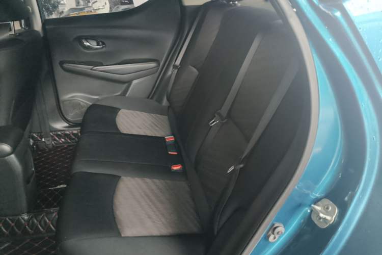 Used Nissan Lannia 2016 1.6L CVT Smart Cool Edition Left Rear Seat