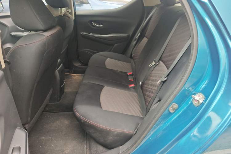 Used Nissan Lannia 2016 1.6L CVT Smart Cool Edition Left Rear Seat
