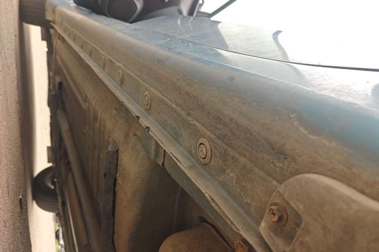 Used Nissan Lannia 2016 1.6L CVT Cool Edition Left Side Sill