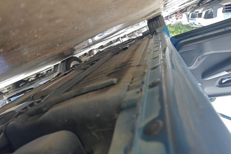 Used Nissan Lannia 2016 1.6L CVT Smart Cool Edition Left Side Sill