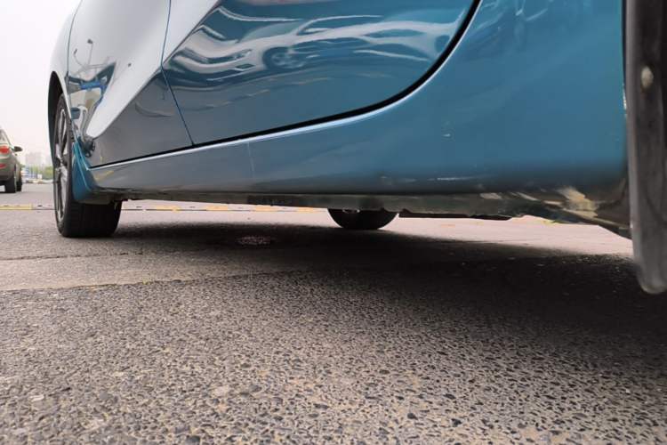 Used Nissan Lannia 2016 1.6L CVT Smart Cool Edition Left Side Sill