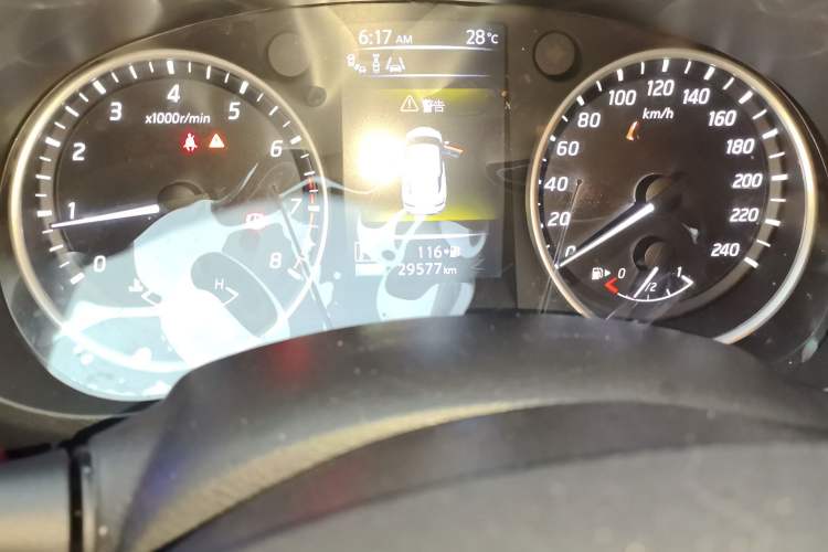 Used Nissan Lannia 2016 1.6L CVT High-Energy Version Odometer Close Up
