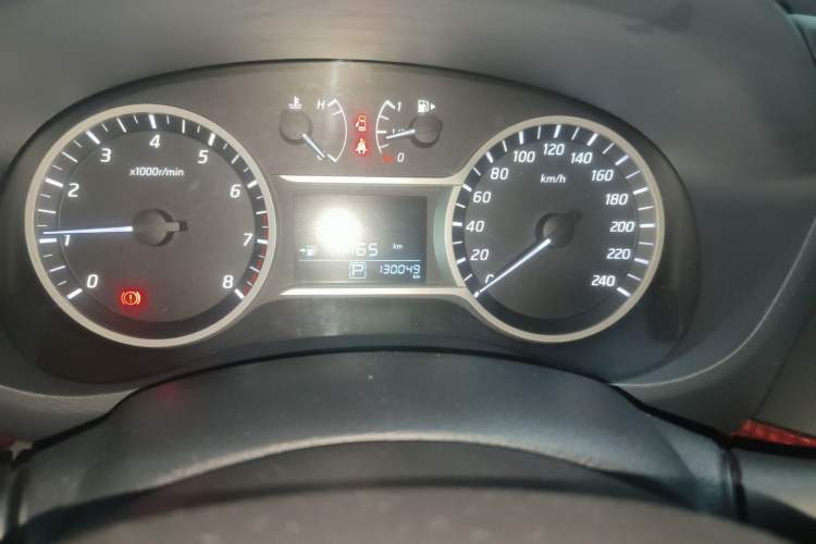 Used Nissan Lannia 2016 1.6L CVT Smart Cool Edition Odometer Close Up