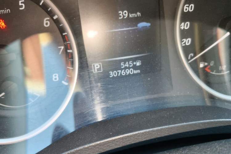 Used Nissan Lannia 2016 1.6L CVT High-Energy Version Odometer Close Up
