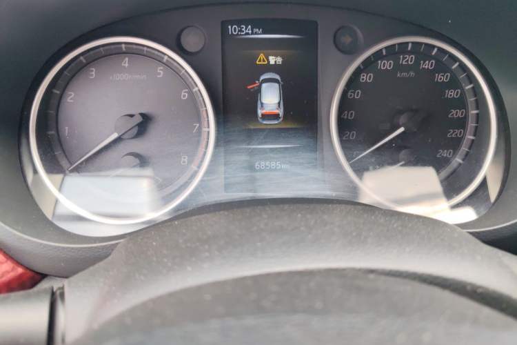 Used Nissan Lannia 2016 1.6L CVT High-Energy Version Odometer Close Up