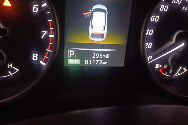 Used Nissan Lannia 2016 1.6L CVT High-Energy Version Odometer Close Up
