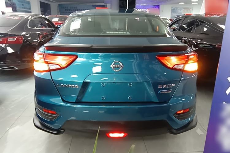 Used Nissan Lannia 2016 1.6L CVT Smart Cool Edition Rear
