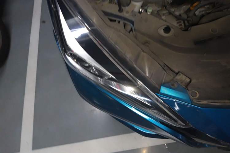 Used Nissan Lannia 2016 1.6L CVT Smart Cool Edition Right Front Headlight