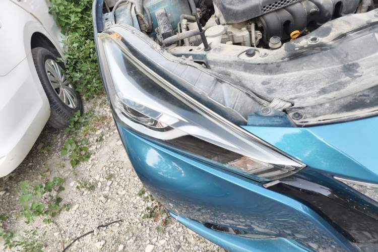 Used Nissan Lannia 2016 1.6L CVT High-Energy Version Right Front Headlight