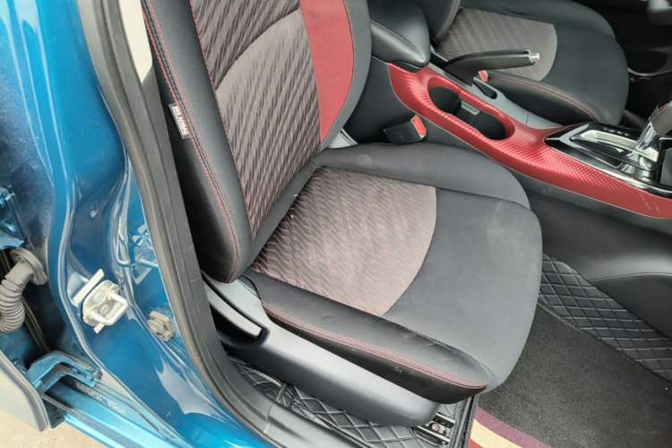 Used Nissan Lannia 2016 1.6L CVT Smart Cool Edition Right Front Seat