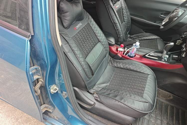 Used Nissan Lannia 2016 1.6L CVT Cool Edition Right Front Seat