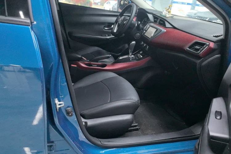 Used Nissan Lannia 2016 1.6L CVT Smart Cool Edition Right Front Seat