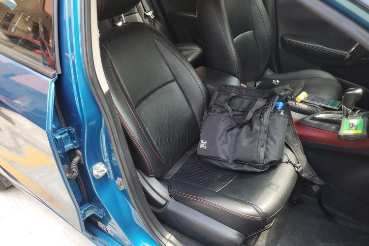 Used Nissan Lannia 2016 1.6L CVT Cool Edition Right Front Seat