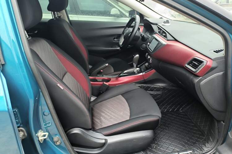 Used Nissan Lannia 2016 1.6L CVT Smart Cool Edition Right Front Seat