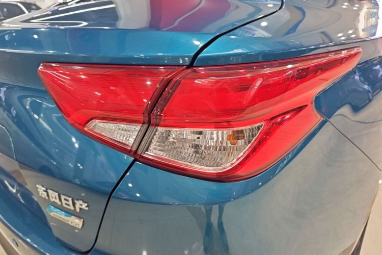 Used Nissan Lannia 2016 1.6L CVT Smart Cool Edition Right Rear Taillight